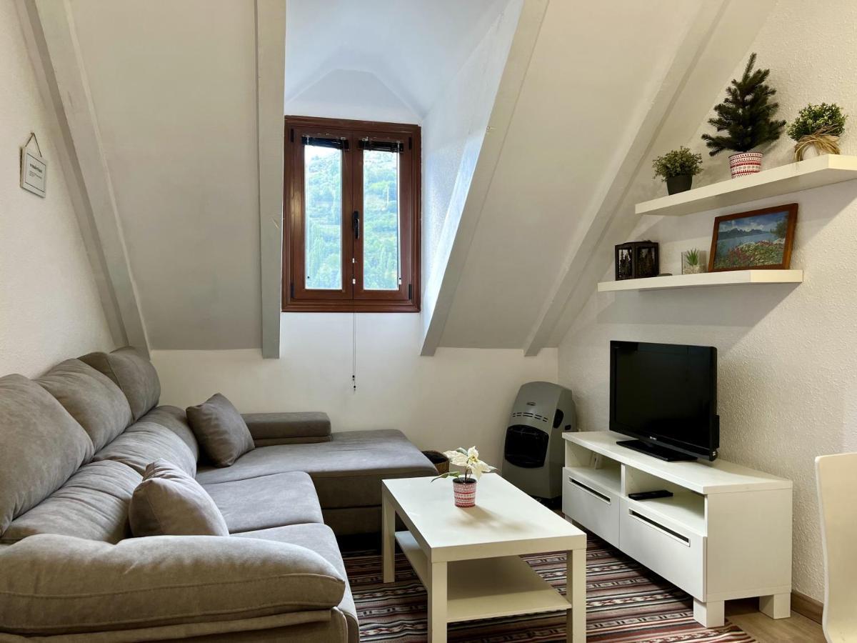 Locky · Espacio y Exclusividad ❅ Pirineos360 ❅ Sallent de Gállego Exterior foto